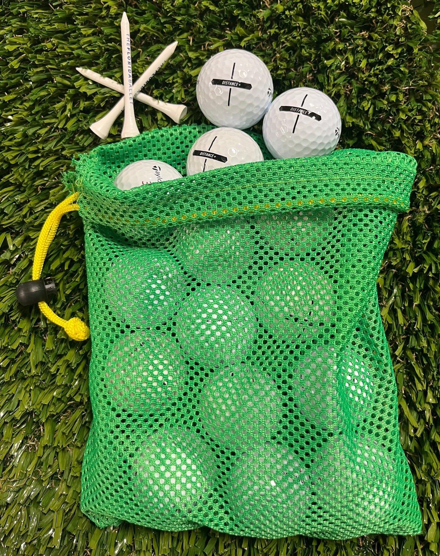 TaylorMade Distance+ White - Baker's Dozen in Mesh Bag